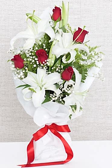 LİLYUM GÜL BUKETİ